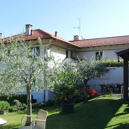 Al Rost Bed & Breakfast 3*